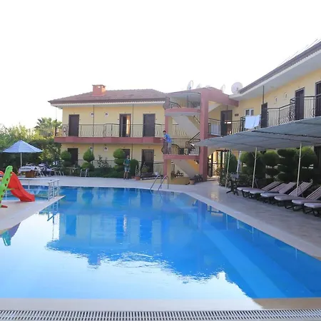 Palmeras Otel