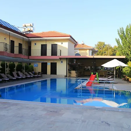 Palmeras Hotel Camyuva